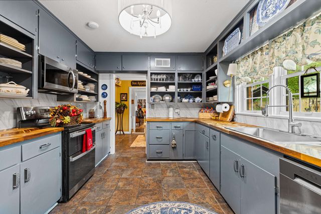 820 CRIMWOOD LANE, Kilgore, TX 75662