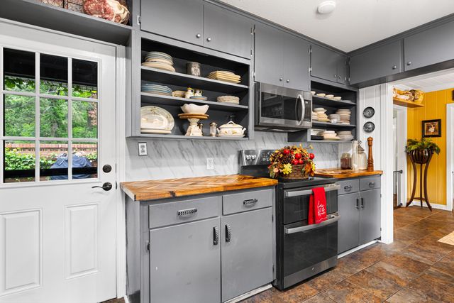 820 CRIMWOOD LANE, Kilgore, TX 75662