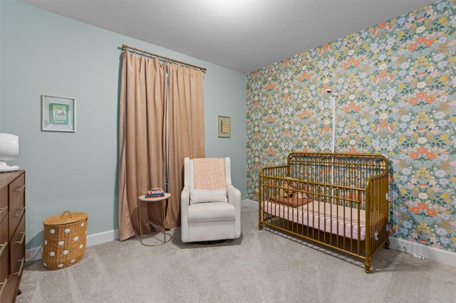 221 Ashmore LN, Georgetown, TX 78628