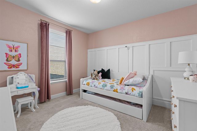 221 Ashmore LN, Georgetown, TX 78628