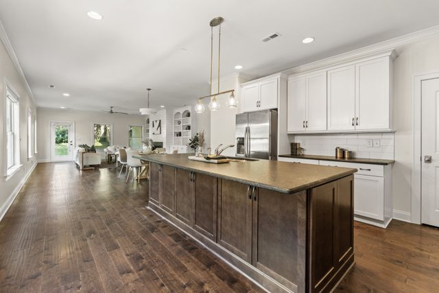 2420 Chapel Ave, Nashville, TN 37206