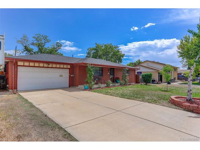 6472 Vrain St, Arvada, CO 80003