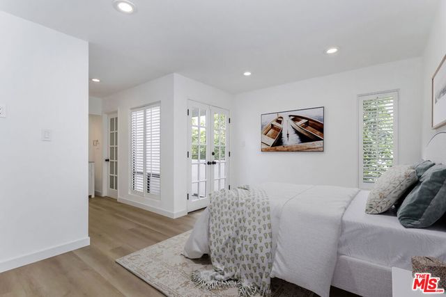 11601 Montana Avenue PH7, Los Angeles, CA 90049