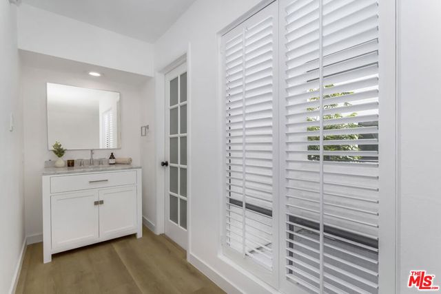 11601 Montana Avenue PH7, Los Angeles, CA 90049