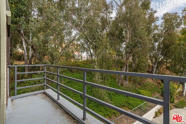 11601 Montana Avenue PH7, Los Angeles, CA 90049