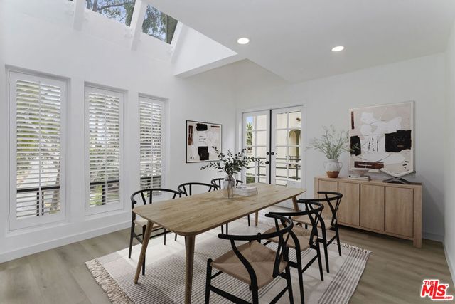 11601 Montana Avenue PH7, Los Angeles, CA 90049