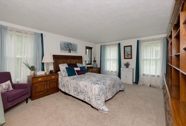 52 Sandy Pond Rd, Ayer, MA 01432