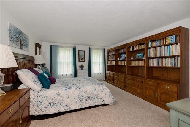 52 Sandy Pond Rd, Ayer, MA 01432