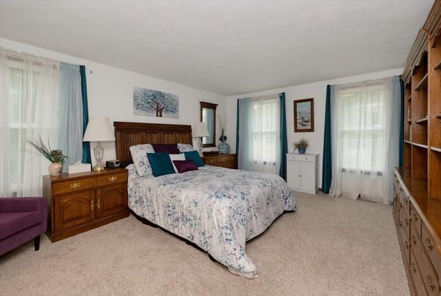52 Sandy Pond Rd, Ayer, MA 01432