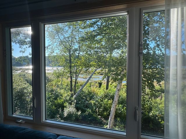 52 Sandy Pond Rd, Ayer, MA 01432