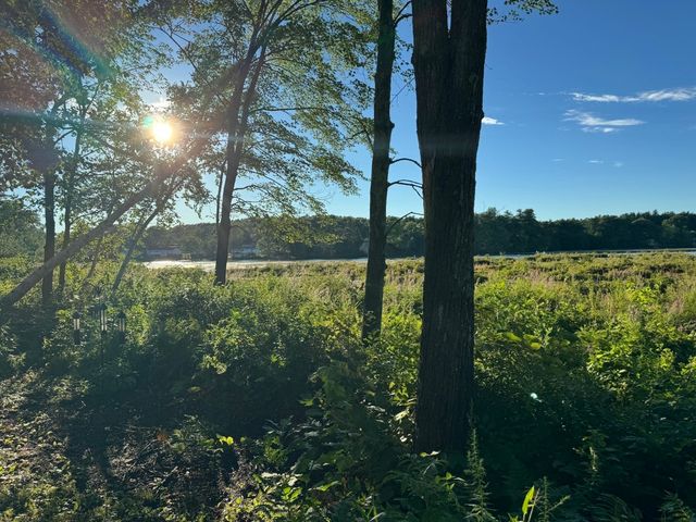 52 Sandy Pond Rd, Ayer, MA 01432