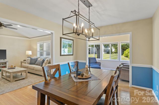 237 Charlestown Drive, Hendersonville, NC 28792