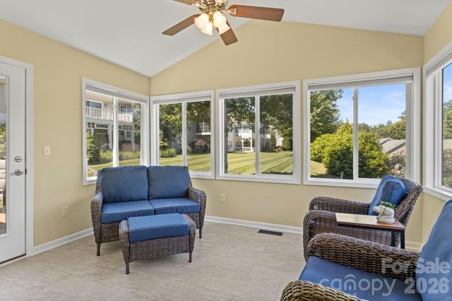 237 Charlestown Drive, Hendersonville, NC 28792