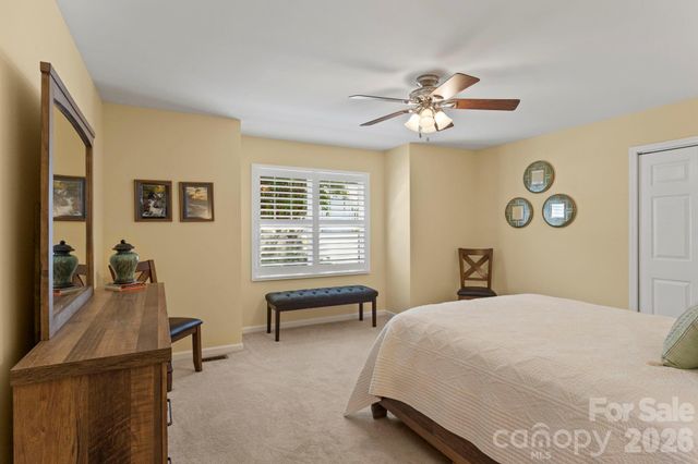 237 Charlestown Drive, Hendersonville, NC 28792