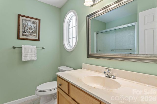 237 Charlestown Drive, Hendersonville, NC 28792