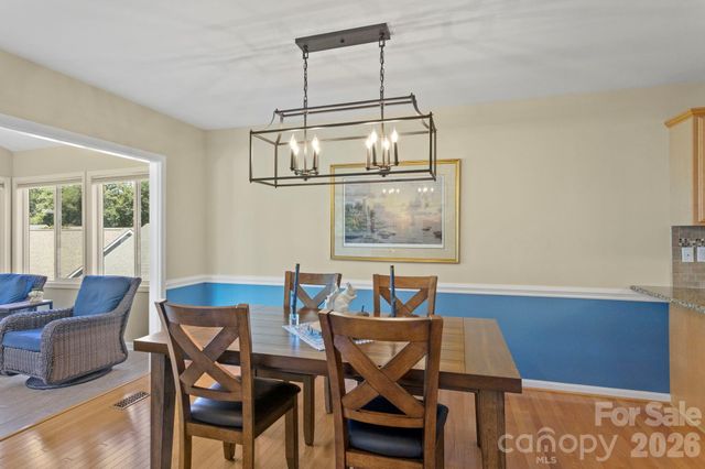 237 Charlestown Drive, Hendersonville, NC 28792