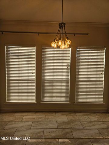 7726 W Falcon Circle, Ocean Springs, MS 39564