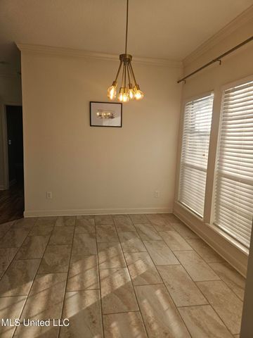 7726 W Falcon Circle, Ocean Springs, MS 39564