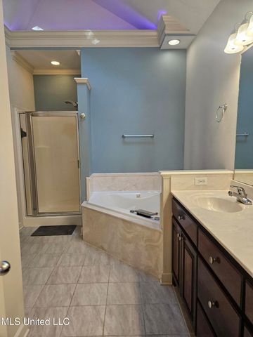 7726 W Falcon Circle, Ocean Springs, MS 39564