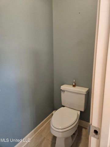 7726 W Falcon Circle, Ocean Springs, MS 39564