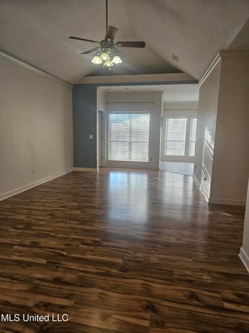 7726 W Falcon Circle, Ocean Springs, MS 39564