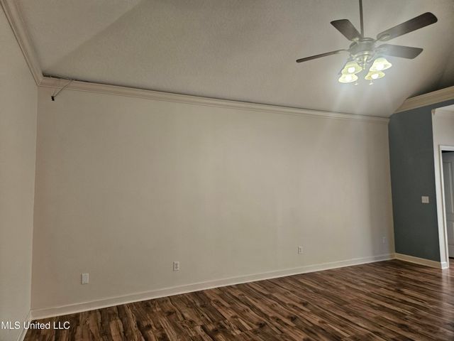 7726 W Falcon Circle, Ocean Springs, MS 39564