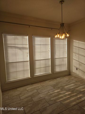 7726 W Falcon Circle, Ocean Springs, MS 39564