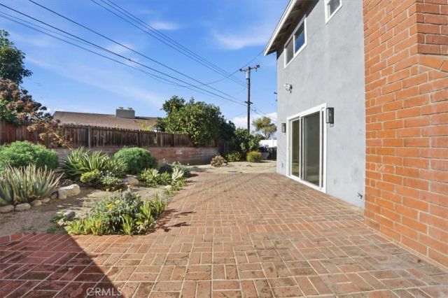 1410 Pleasantview Dr, Redlands, CA 92374