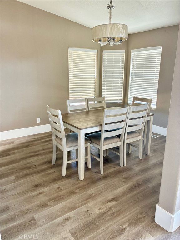 Image 13 of property listing at 1053 Lindero, Pinon Hills, CA 92372