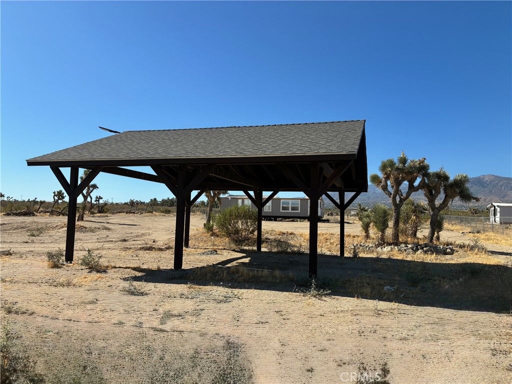 Image 16 of property listing at 1053 Lindero, Pinon Hills, CA 92372