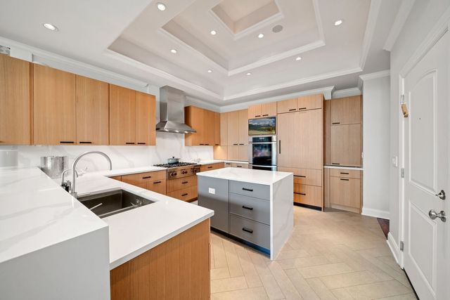 3444 N Halsted Street PH, Chicago, IL 60657