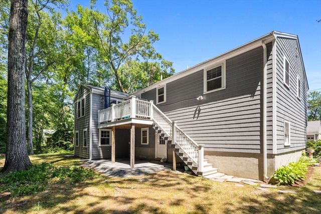 109 Linden St, Needham, MA 02492