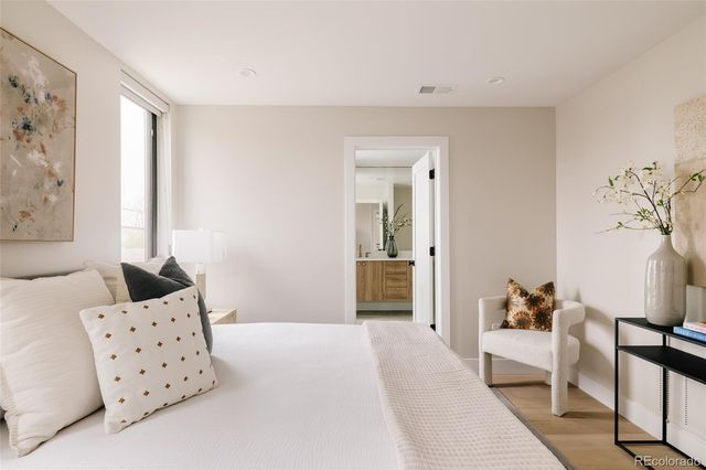 2327 W 33rd Avenue, Denver, CO 80211