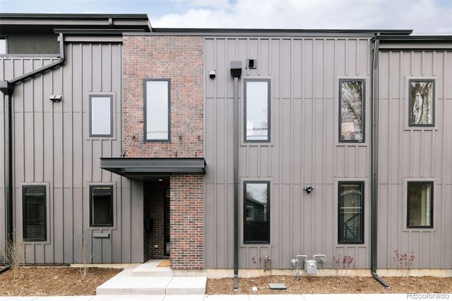 2327 W 33rd Avenue, Denver, CO 80211