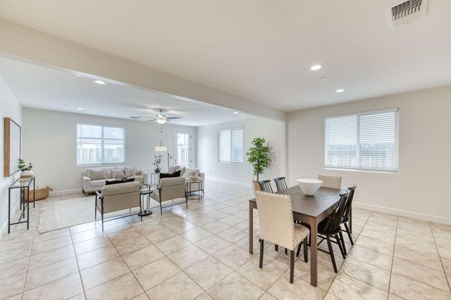 6702 E Brown Avenue, Fresno, CA 93720