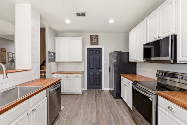 5909 Deck House Road, Fort Worth, TX 76179