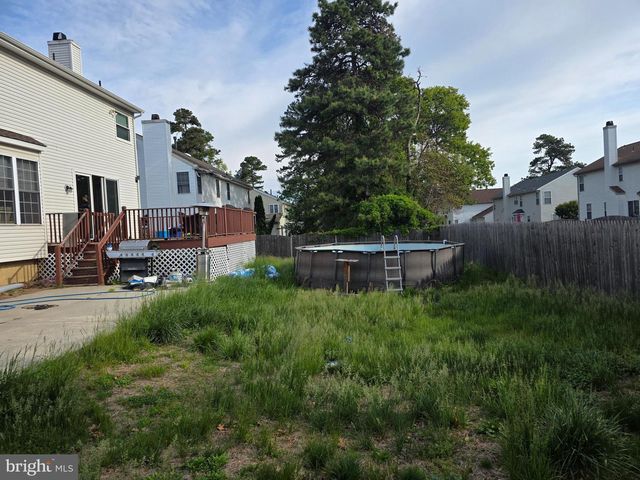 14 BLUE SPRUCE DR, Sicklerville, NJ 08081