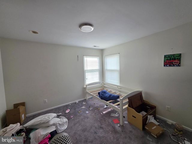 14 BLUE SPRUCE DR, Sicklerville, NJ 08081