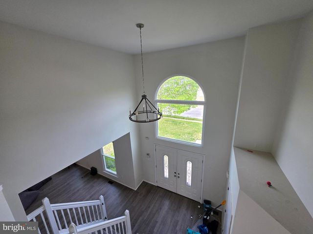 14 BLUE SPRUCE DR, Sicklerville, NJ 08081