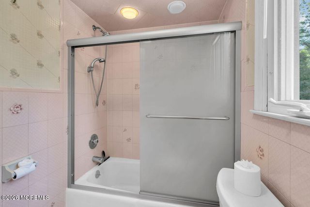 1 Dickinson Lane, Morganville, NJ 07751