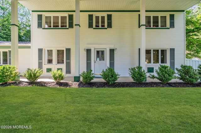 1 Dickinson Lane, Morganville, NJ 07751