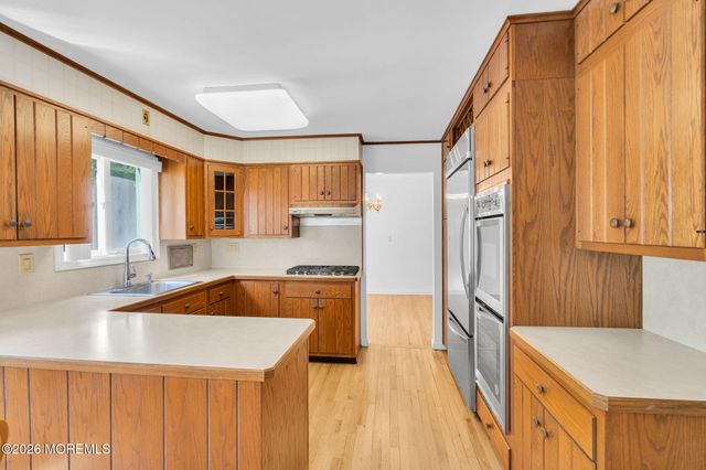 1 Dickinson Lane, Morganville, NJ 07751