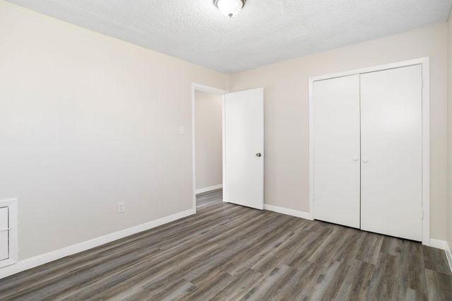 118 Johnson Street B, La Marque, TX 77568