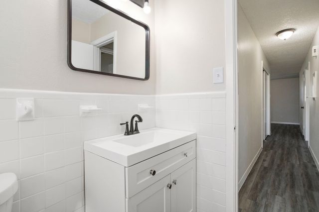 118 Johnson Street B, La Marque, TX 77568