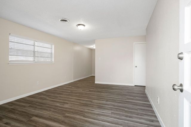 118 Johnson Street B, La Marque, TX 77568