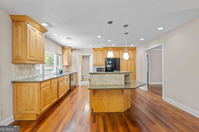 123 Swanson Road, Fayetteville, GA 30214