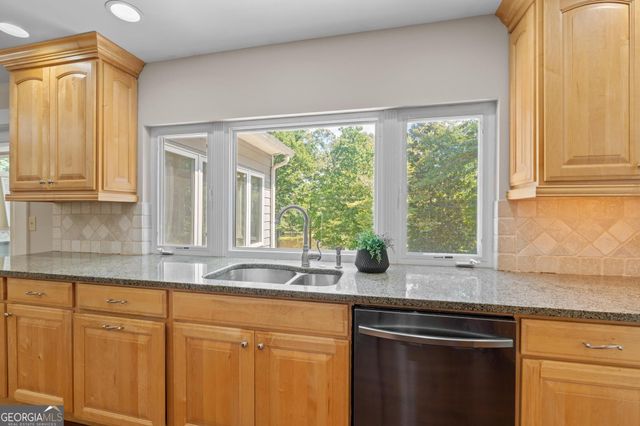 123 Swanson Road, Fayetteville, GA 30214