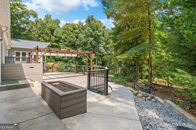 123 Swanson Road, Fayetteville, GA 30214