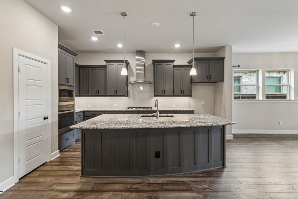 4717 Beaver Creek Drive, Arlington, TX 76005 — exterior