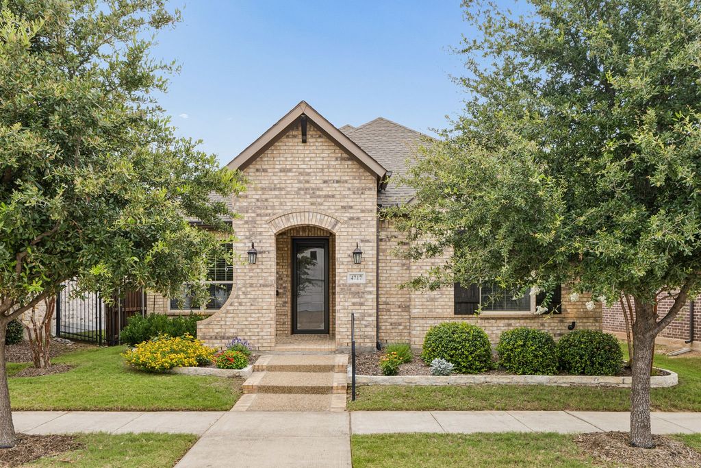 4717 Beaver Creek Drive, Arlington, TX 76005 — photo 2